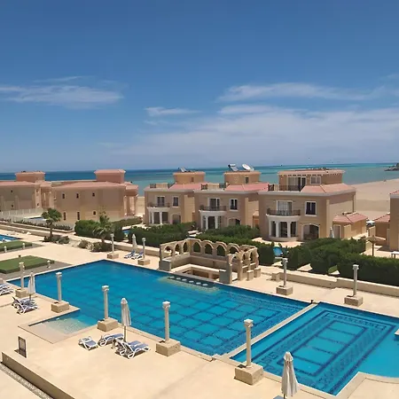 Selena Bay Luxury Resort - Premium Apartment With Private Beach-2